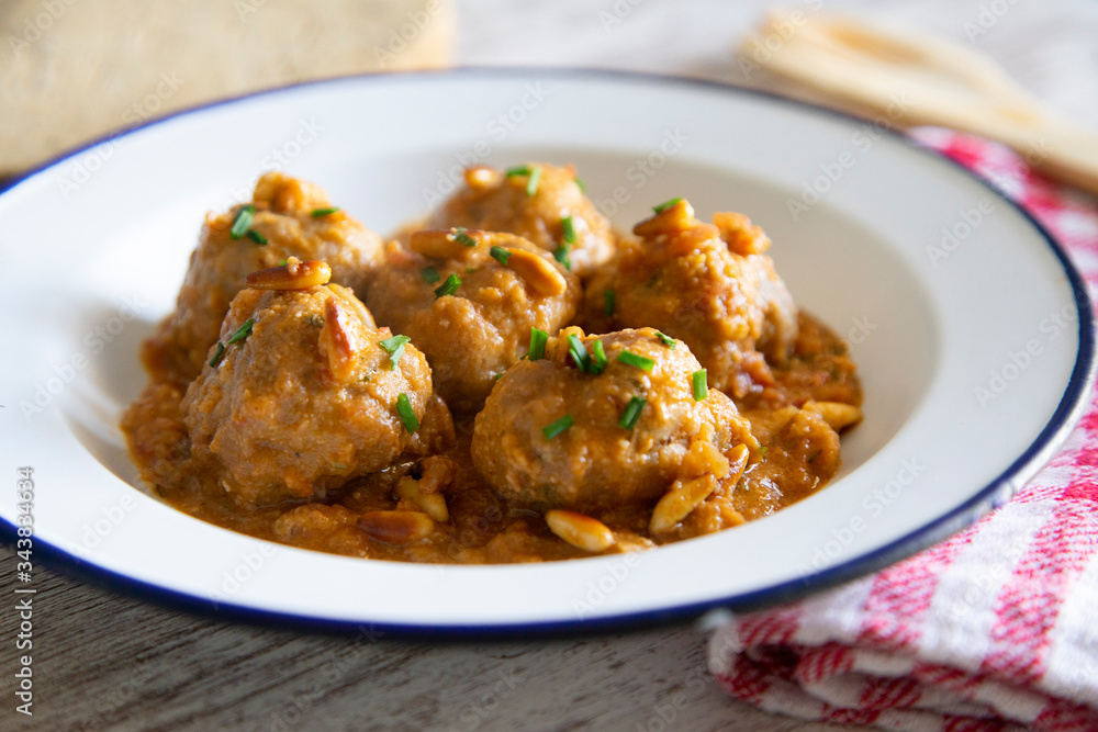 Spanish tapas meatballs original recipe Spanish tapas meatballs original recipe