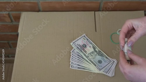 Recalculation of 50 dollar bills. Fifty dollars