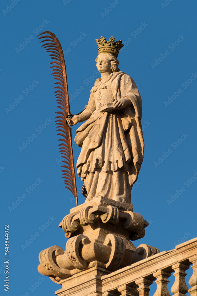 Obraz premium Santiago de Compostela Cathedral, Galicia, Spain. Statues of St. Susanna. Obradeiro square in Santiago de Compostela The ending point of ancient pilgrim routes, Way of St. James.
