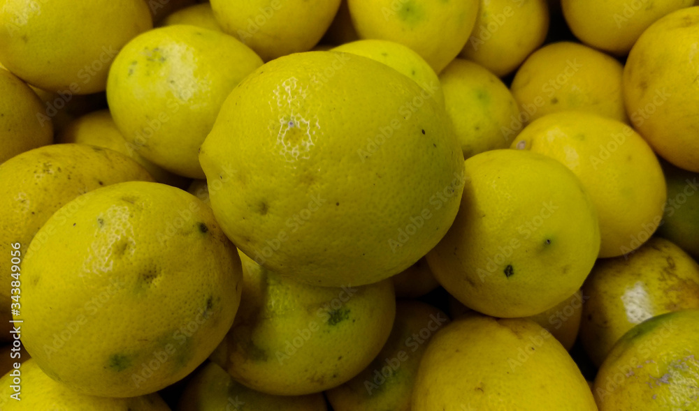 Lemon is a fresh beverage ingredient.