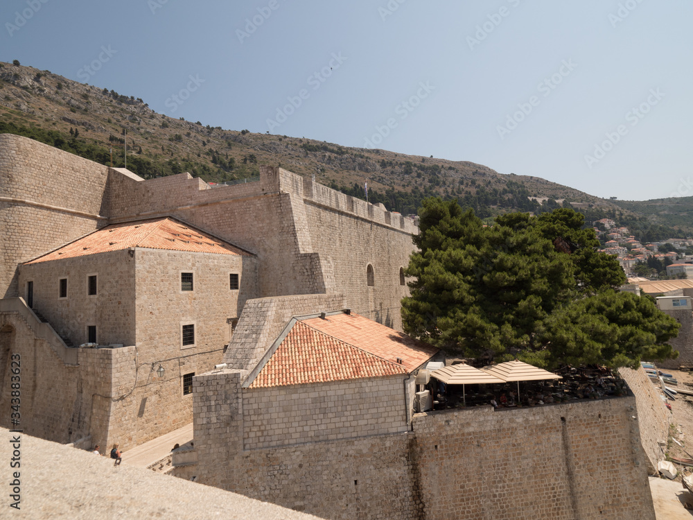 Vistas desde la muralla de Dubrovnik