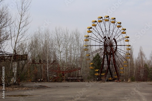 ride the Ferris wheel in the Pripyat