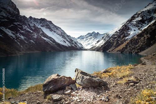 Fototapeta Naklejka Na Ścianę i Meble -  lake in the mountains