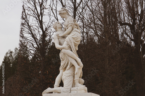 Canvas Print statue of two lovers