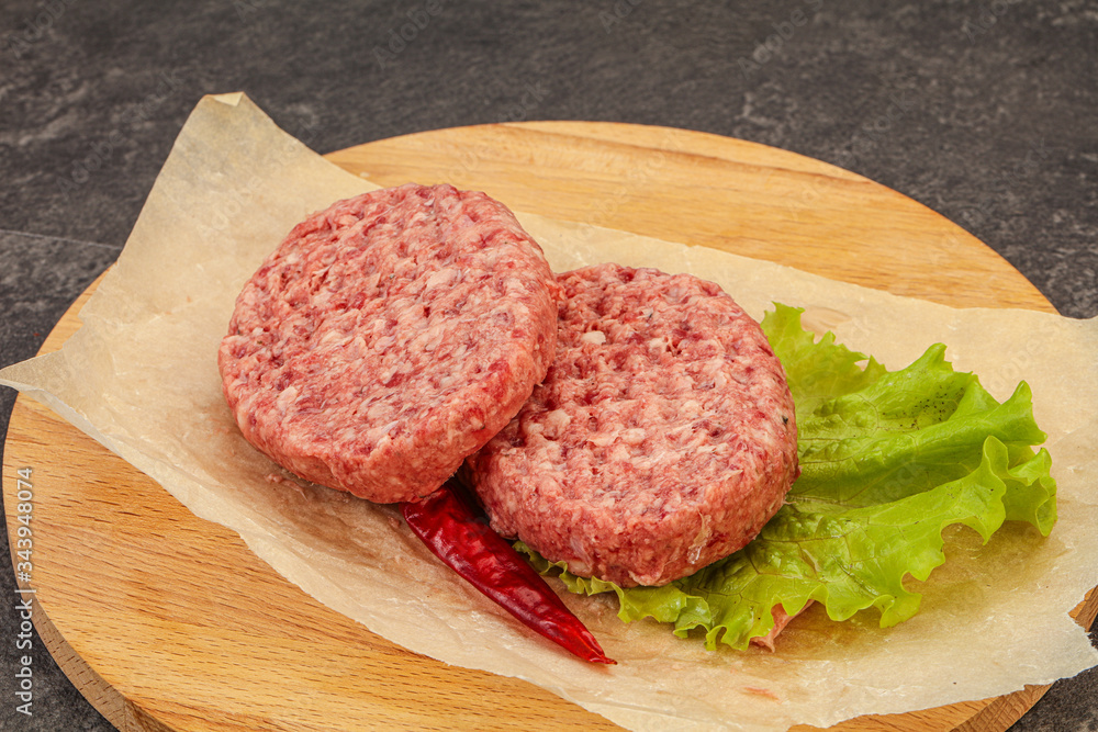 Raw beef cutlet for burger