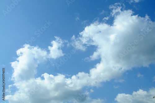 青い空と雲 © Joe