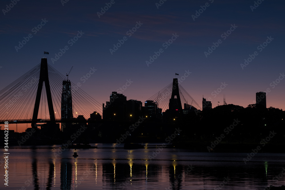 Fototapeta premium city in twilight silhouette
