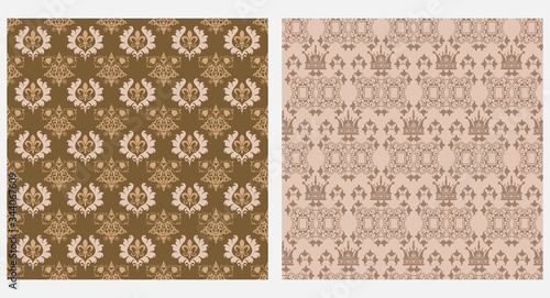 Damask seamless pattern. Vintage style. Vector background.