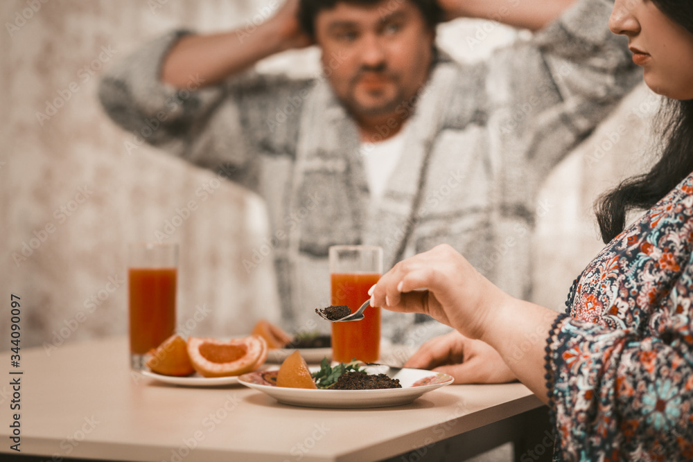 Body Positive Man And Woman Set To Eat Healthy Food Body Positive Man And Woman Set To Eat Healthy Food