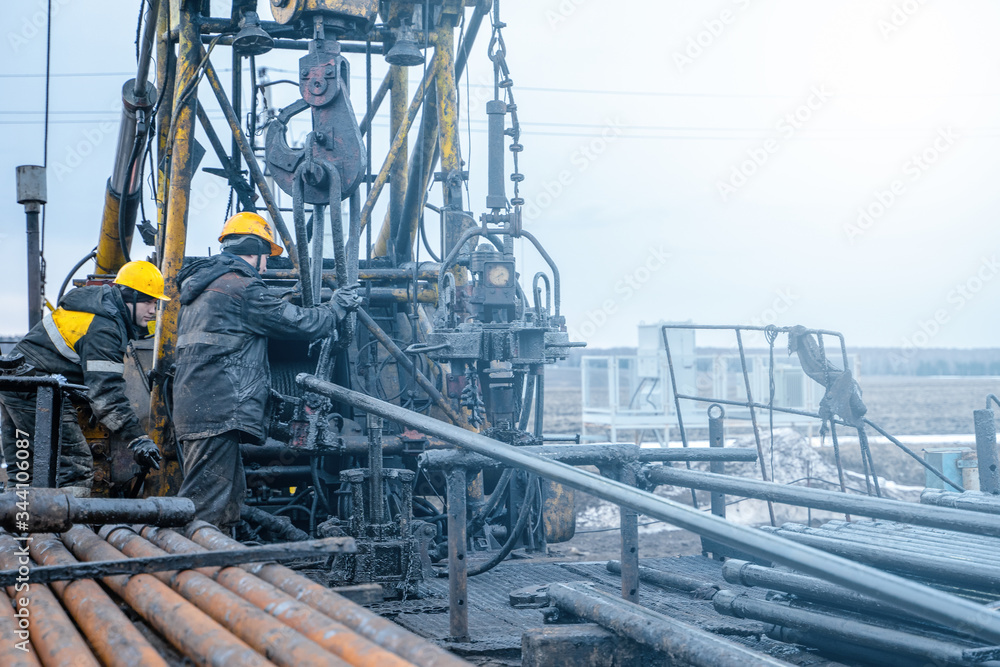 <a href='https://www.ruidapetroleum.com/product/category/Drilling-Rig-and-Workover-Rig'>workover rig</a> tools in stock