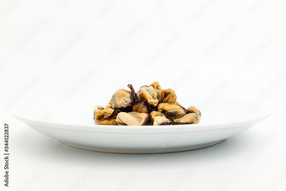 Fototapeta premium Mussels trimmed on a white background