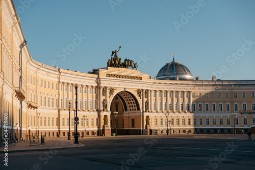 Arch of the General staff Saint Petersburg, Russia © myskina6