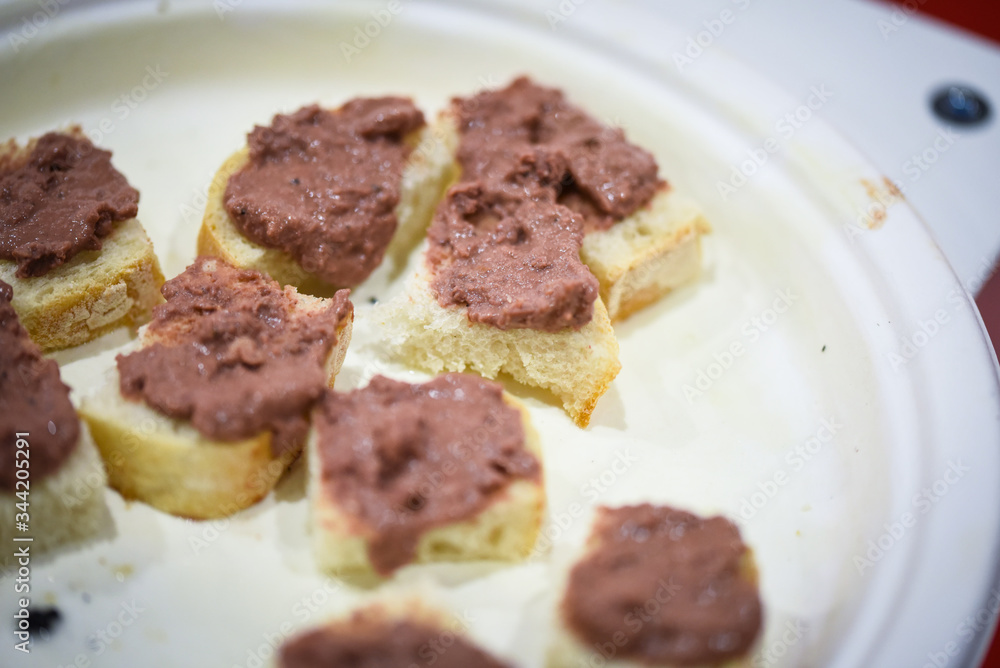 tasty tapas & bruschetta with fresh truffles