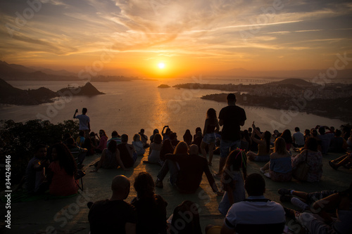 Tableau sur toile Sunset over Rio de Janeiro viewed from Parque da Cidade in Niteroi, Brazil