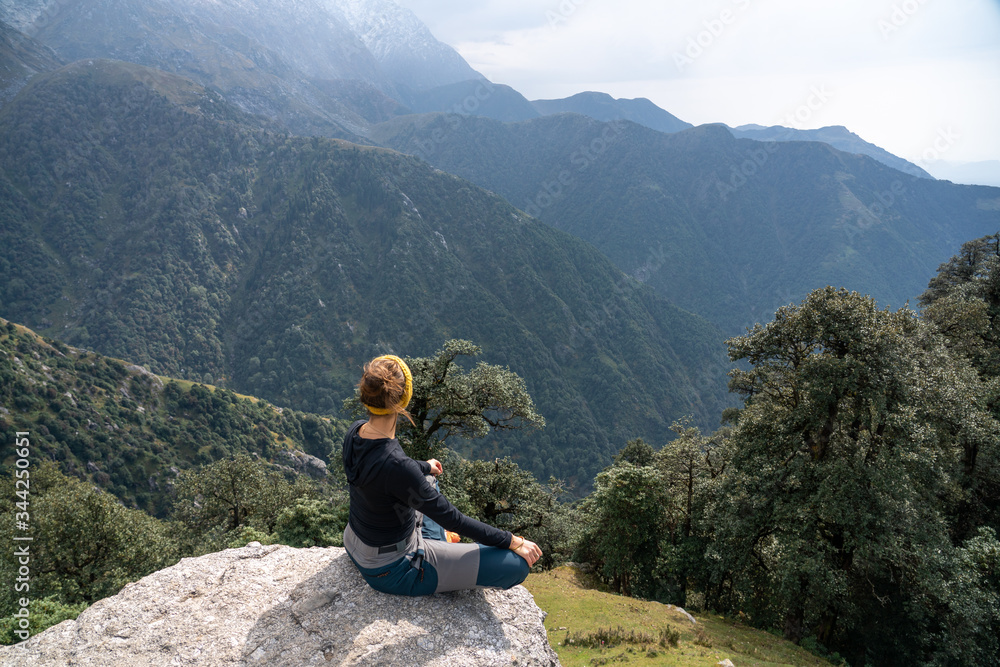 Naklejka premium Triund trek in Dharmasala northern India Himalayas 