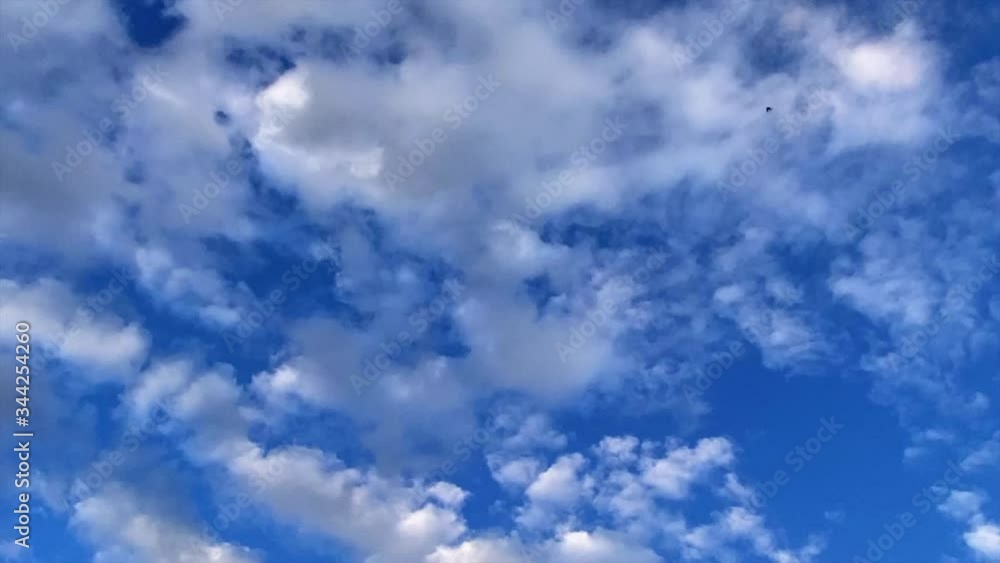 time-lapse white clouds blu sky time-lapse white clouds blu sky