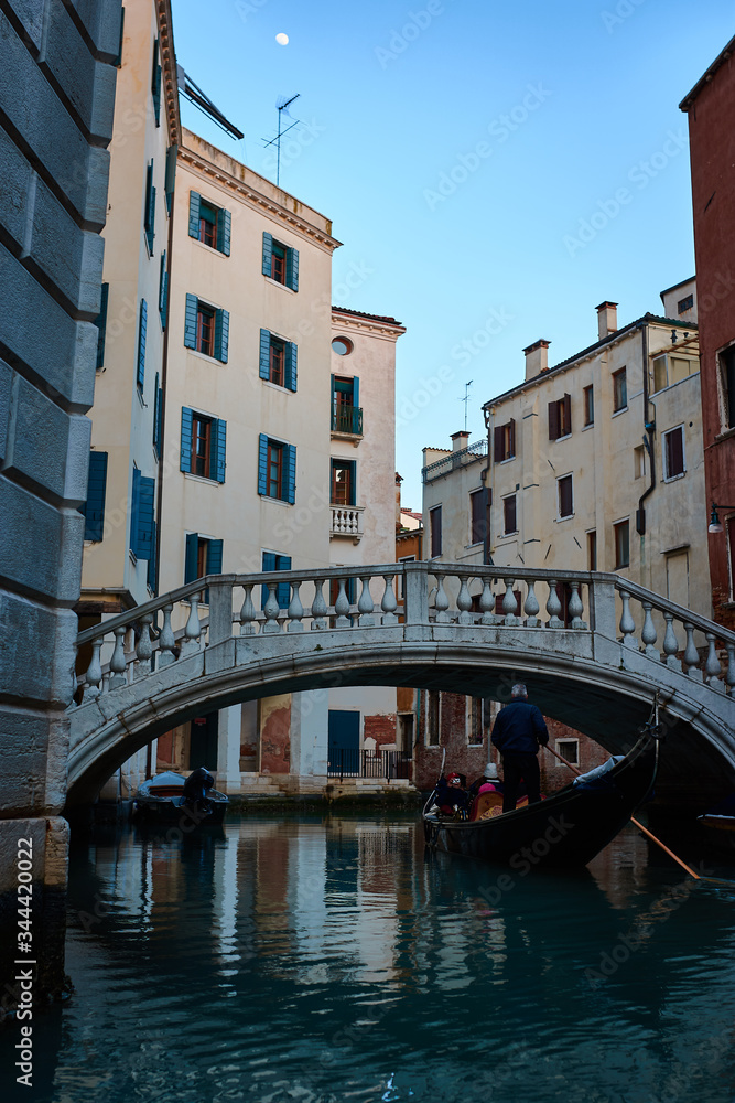 Viaje en las góndolas de Venecia
