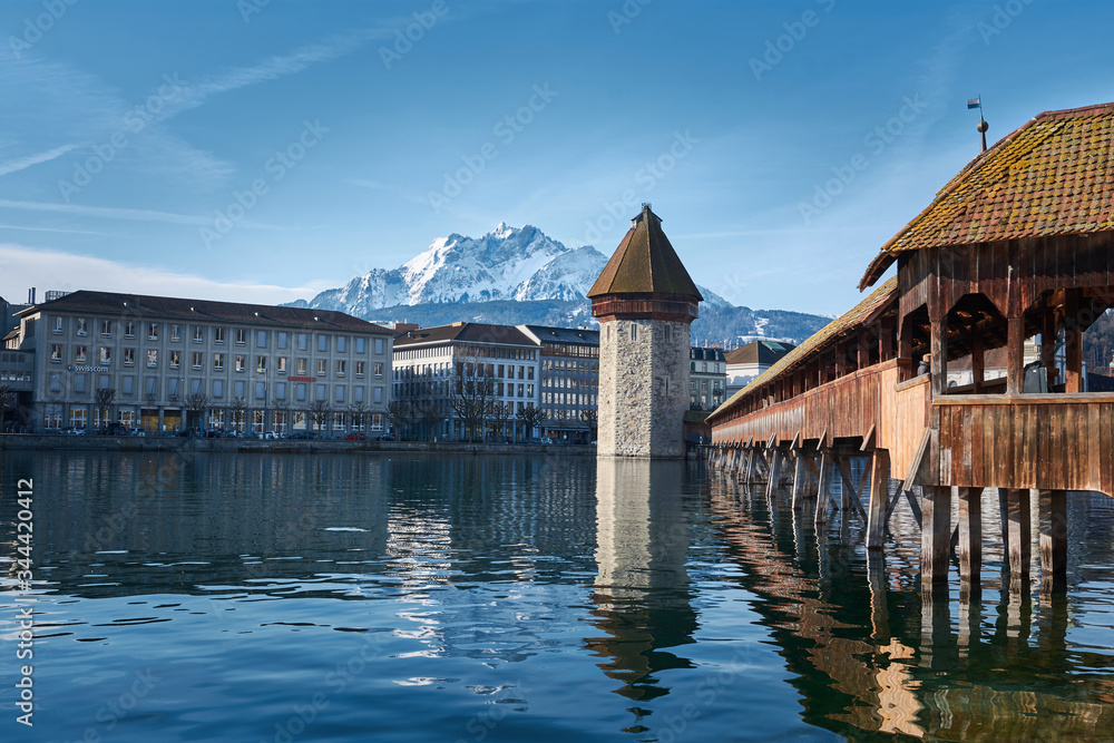 Vista en la ciudad de Lucerna, Suiza.