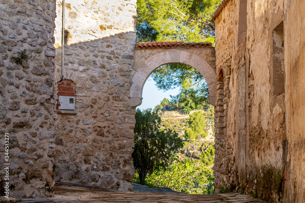 Fototapeta premium Arch in the town of Almudaina in Alicante mountains.