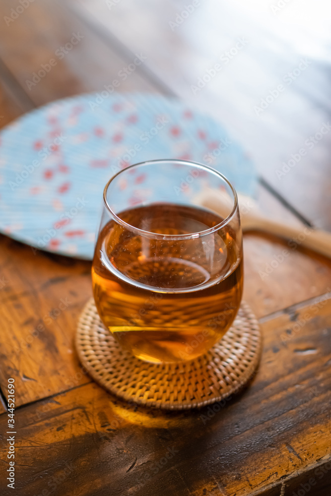 むぎ茶 Japanese summer cold drink (barley tea) むぎ茶 Japanese summer cold drink (barley tea)