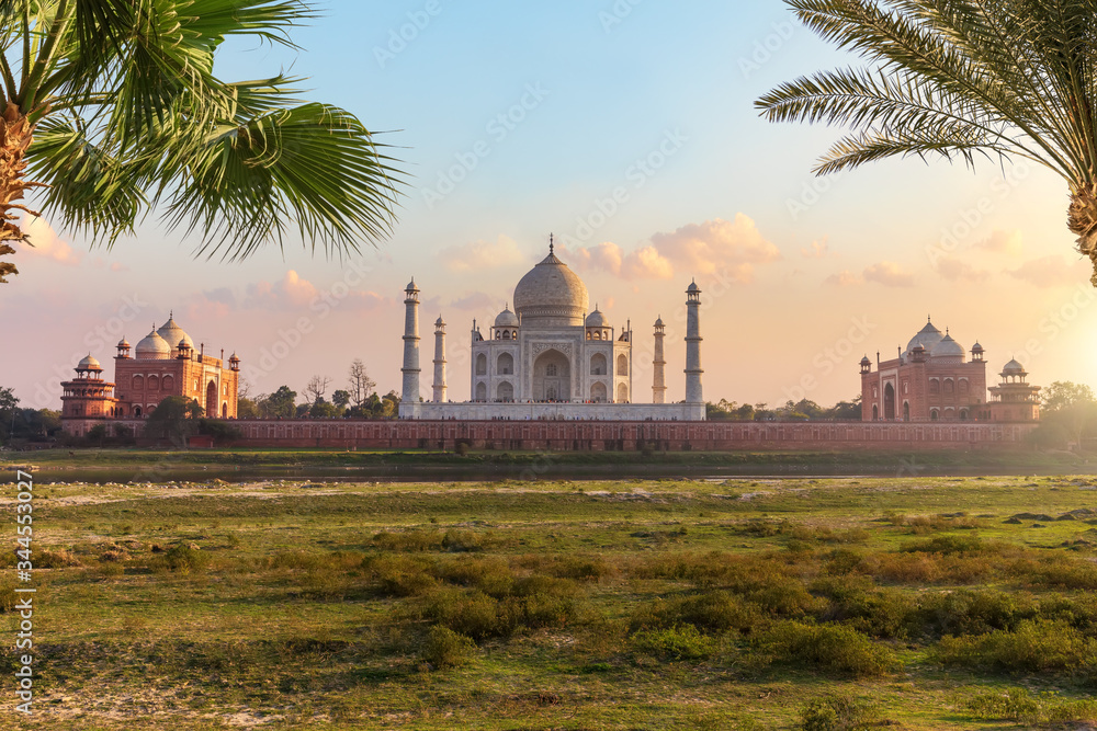 Taj Mahal back view, India, Uttar Pradesh, India