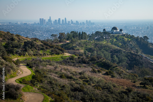Fotografia Griffith Observatory from Mount Hollywood Trail