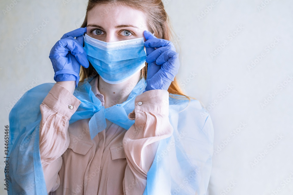 Surgeon in Sterile Gown, Surgical Mask and Gloves is Ready To Work Stock  Image - Image of glove, protection: 171242905