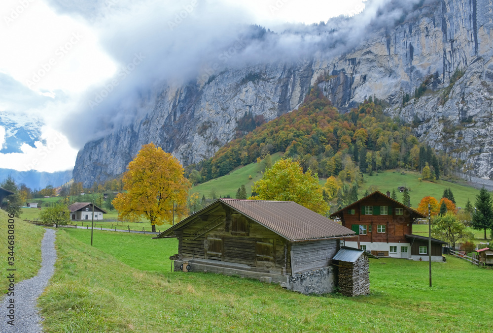 Obraz premium Beautiful View Of Lauterbrunnen Village In Switzerland. Lauterbrunnen Is A Village In The Interlaken Oberhasli Administrative District In The Canton Of Bern In Switzerland