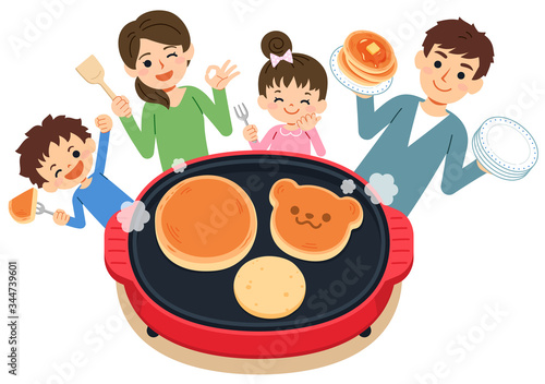 家族で料理　ホットプレートでホットケーキを焼く