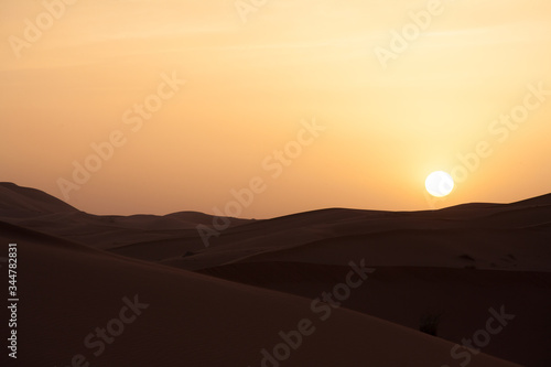 Sunset in Sahara desert, Morocco © Edgars
