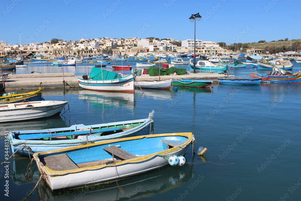 Bateaux traditionnels maltais à Marsaxlokk, Malte