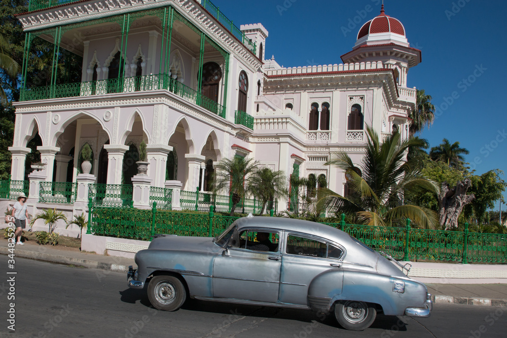 Cienfuegos, Cuba : Palacio Valle et la baie