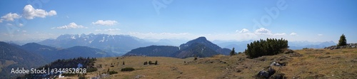 Gipfelpanorama am Zinnenberg
