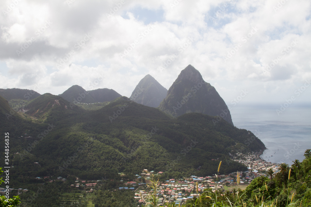 Pitons St Lucia