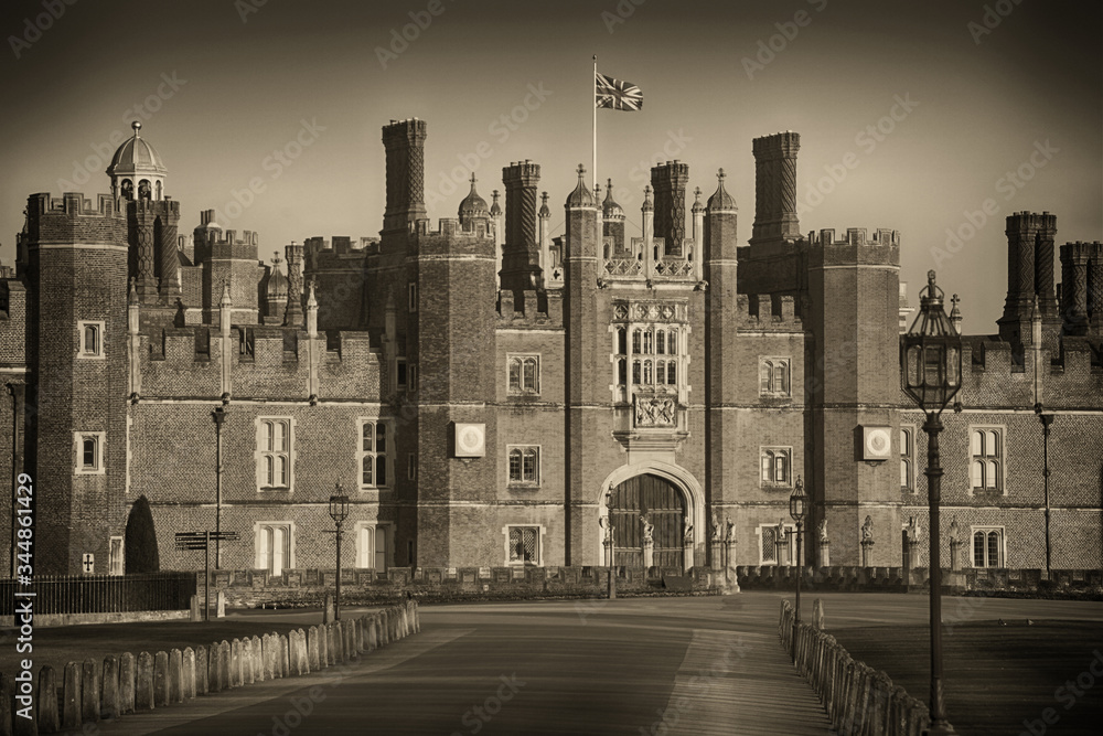 Hampton Court architecture tourism London History Kings Royal Palace