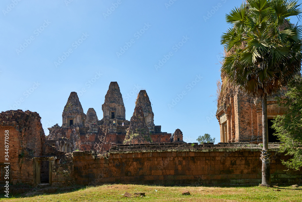Fototapeta premium Pre Rup Khmer temple at Angkor Thom is popular tourist attraction, Angkor Wat Archaeological Park in Siem Reap, Cambodia UNESCO World Heritage Site