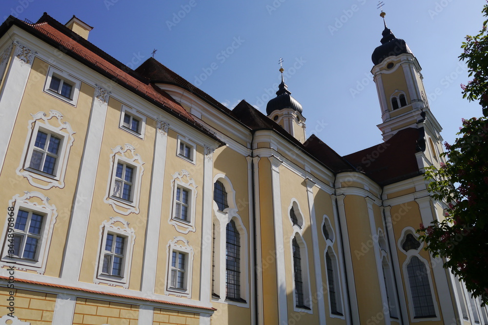 Klosterkirche Barockfassade Kloster Roggenburg