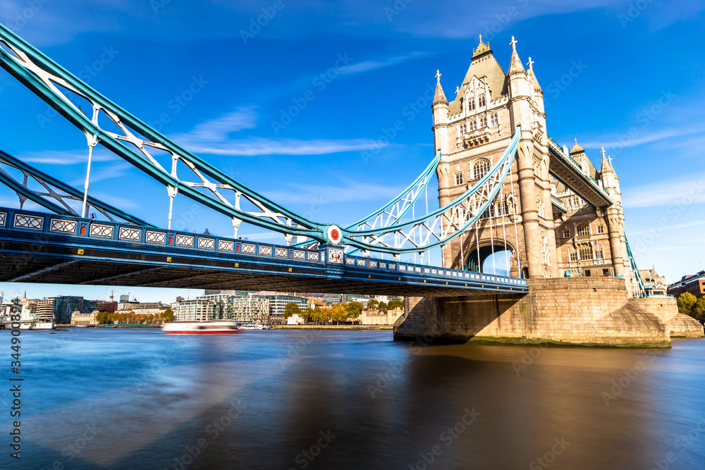 Obraz premium Tower Bridge in London, UK, United Kingdom.