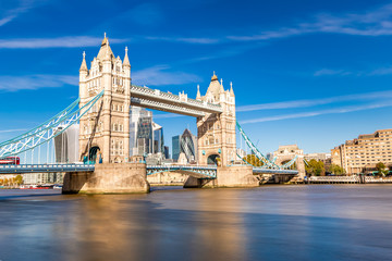 Fotobehang Tower Bridge Tower Bridge Londen klassiek uitzicht  © marabelo