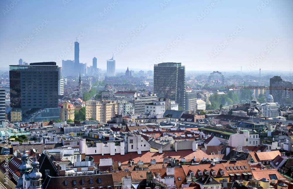 Fototapeta premium An aerial view of Vienna, Austria from St. Stephen's Cathedral.