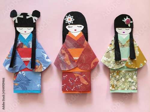 Origami, japanese dolls 