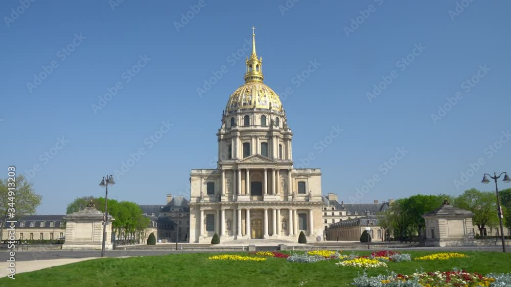 Les Invalides is a complex of museums and tomb in Paris, the military history museum of France, and the tomb of Napoleon Bonaparte. At 1860, Napoleon's remains bury in here. Les Invalides is a complex of museums and tomb in Paris, the military history museum of France, and the tomb of Napoleon Bonaparte. At 1860, Napoleon's remains bury in here.