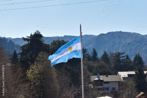 Bandera Argentina flameando