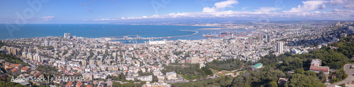 Fototapeta Naklejka Na Ścianę i Meble -  Panorama of Haifa, Israel from Mount Carmel.