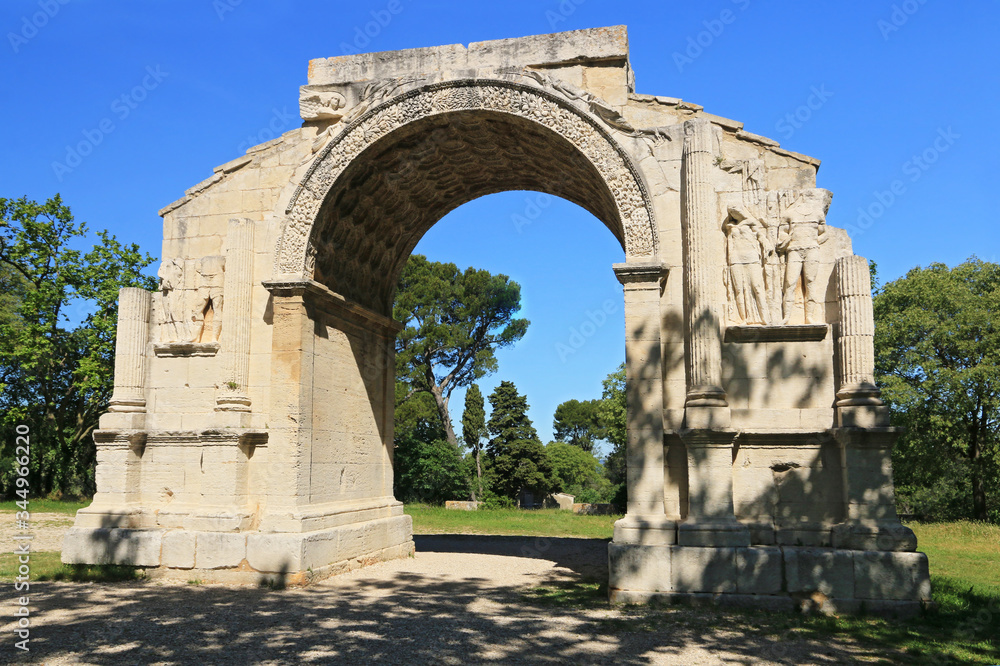 Arc de triomphe  des Antiques de Saint- Rémy-de-Provence.