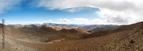  himalaya mount everest  in tibet.