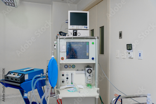 Apparatus for ventilation in the operating room. © Kai Grim