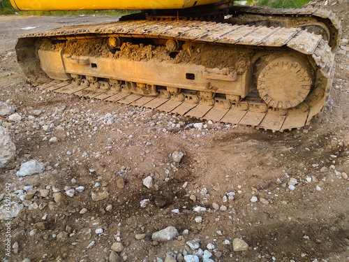 Big excavator tracks