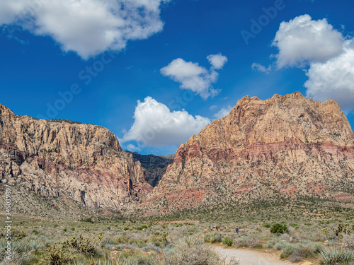 Sunny view of the beautiful Bridge Mountain in Red Rock Canyon area © Kit Leong