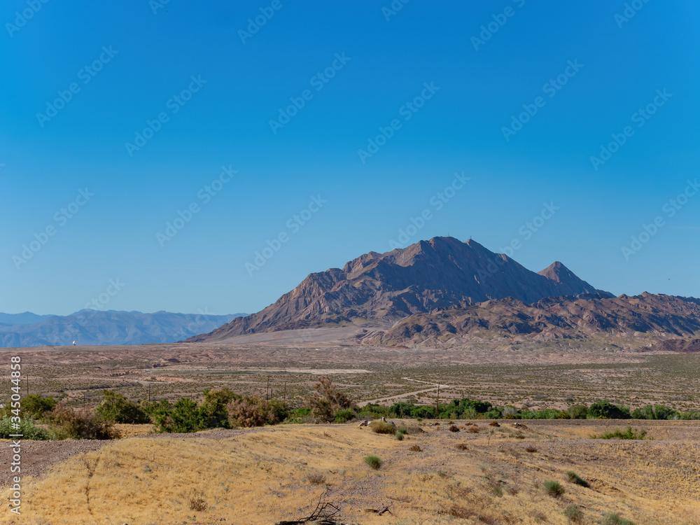 Sunny view of the Frenchman Mountain